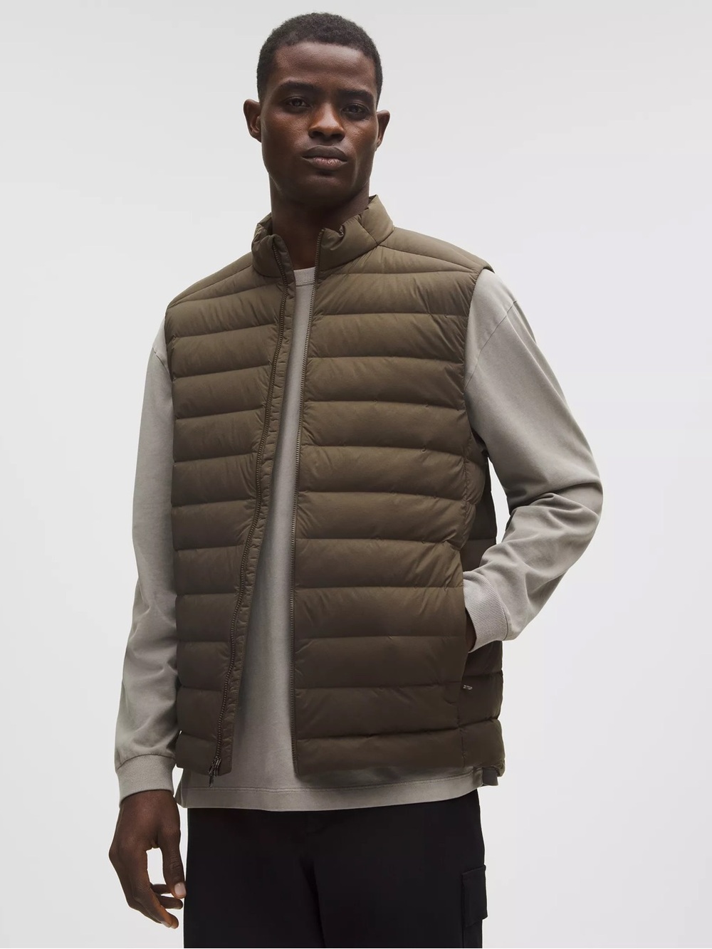 lululemon athletica Men's Olive Navigation Down Vest